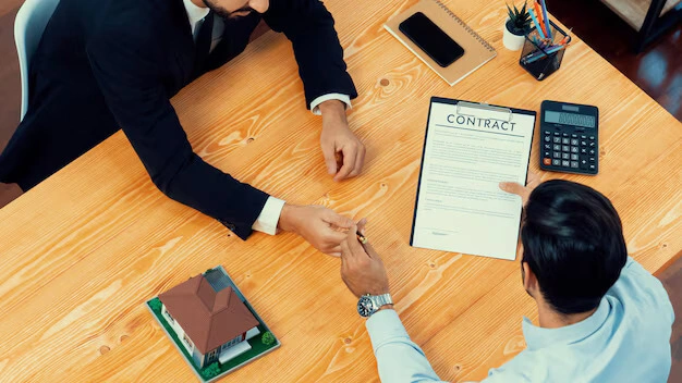 Moving Forward with Confidence with the Support of a Mediator Leigh