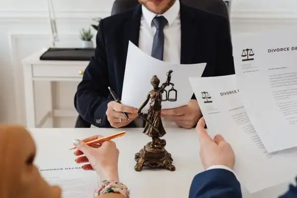 image of divorce mediation - enable via legal aid Leigh